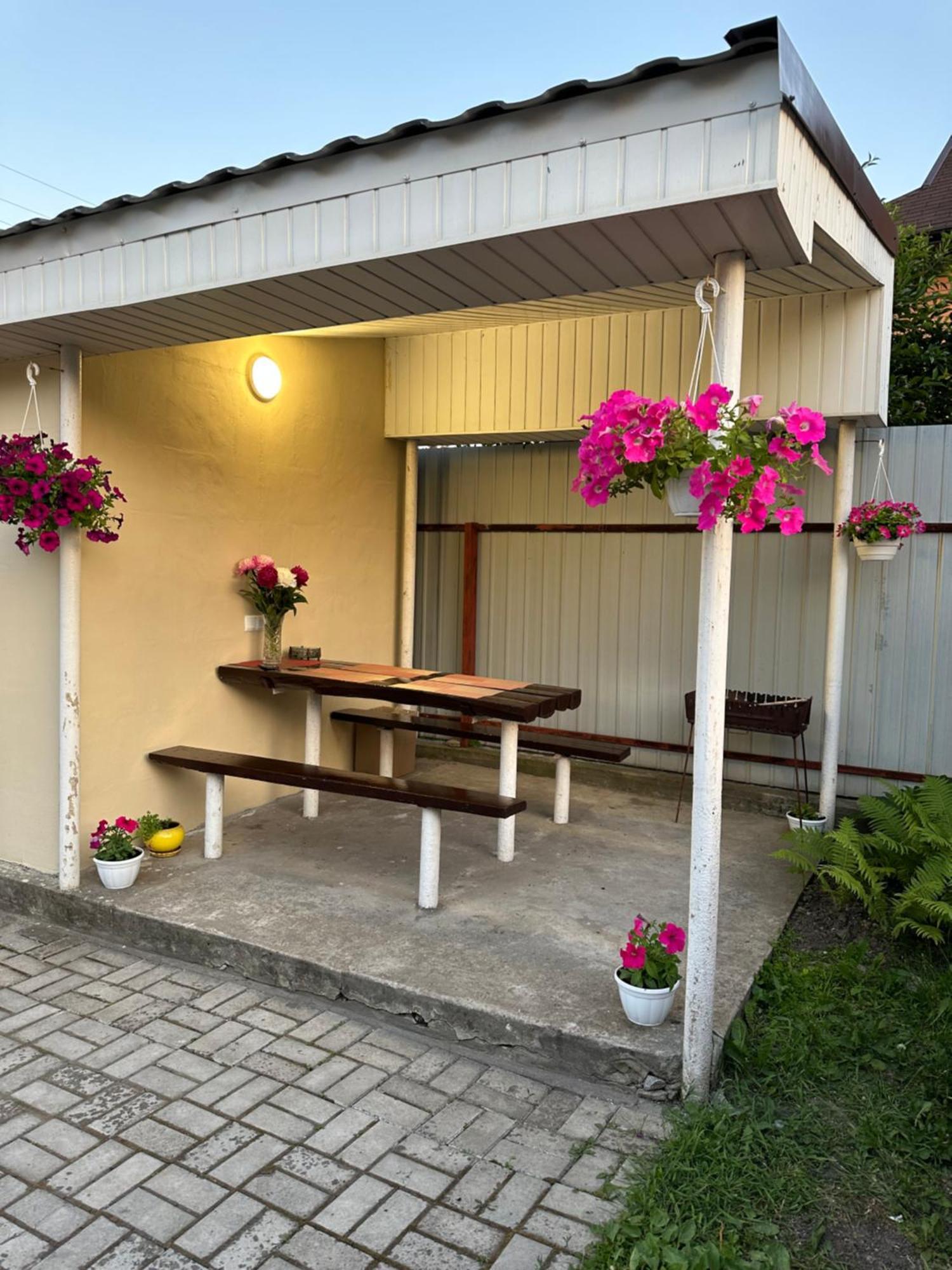 Vesela Bdzhilka Hotel Sumy Exterior photo